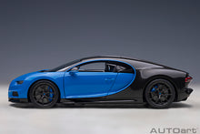 Indlæs billede til gallerivisning 1/18 Bugatti Chiron Sport, racing blue/carbon 1:18