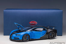 Indlæs billede til gallerivisning 1/18 Bugatti Chiron Sport, racing blue/carbon 1:18