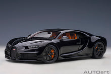 Indlæs billede til gallerivisning 1/18 Bugatti Chiron Sport, Nocturne black 1:18