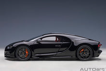 Indlæs billede til gallerivisning 1/18 Bugatti Chiron Sport, Nocturne black 1:18