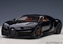 Indlæs billede til gallerivisning 1/18 Bugatti Chiron Sport, Nocturne black 1:18