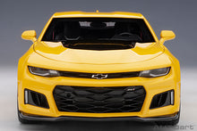 Indlæs billede til gallerivisning CHEVROLET CAMARO ZL1 COUPE 2017 BRIGHT YELLOW