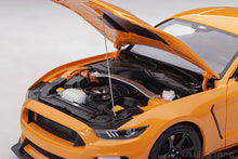 Indlæs billede til gallerivisning FORD USA MUSTANG SHELBY GT350R COUPE 2017 ORANGE FURY
