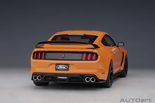 Indlæs billede til gallerivisning FORD USA MUSTANG SHELBY GT350R COUPE 2017 ORANGE FURY