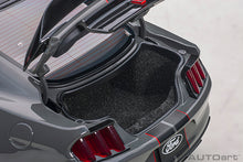 Indlæs billede til gallerivisning FORD USA MUSTANG SHELBY GT350R COUPE 2017 LEAD FOOT GREY BLACK
