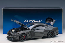 Indlæs billede til gallerivisning FORD USA MUSTANG SHELBY GT350R COUPE 2017 LEAD FOOT GREY BLACK