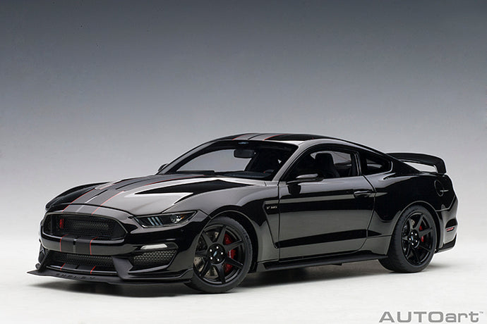1/18 Ford Mustang Shelby GT350R, black/matt black stripes 1:18