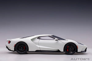 2017 Ford GT, frozen white 1:18