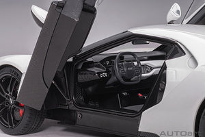 2017 Ford GT, frozen white 1:18