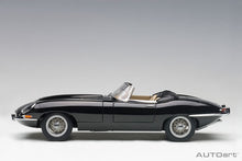 Indlæs billede til gallerivisning JAGUAR E-TYPE 3.8 SPIDER I-SERIES 1961 BLACK 