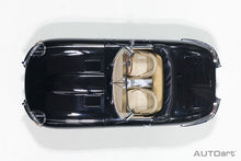 Indlæs billede til gallerivisning JAGUAR E-TYPE 3.8 SPIDER I-SERIES 1961 BLACK 