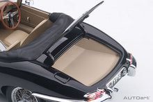 Indlæs billede til gallerivisning JAGUAR E-TYPE 3.8 SPIDER I-SERIES 1961 BLACK 
