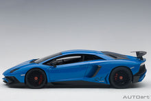 Indlæs billede til gallerivisning 2015 Lamborghini Aventador SV LP750-4, blu lemans(blue) 1:18