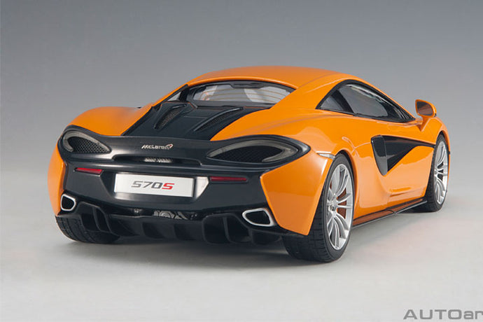 McLaren 570S, orange 1:18
