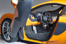 Indlæs billede til gallerivisning McLaren 570S, orange 1:18