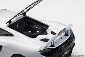 McLaren 675LT, Silica white 1:18