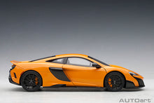 Indlæs billede til gallerivisning McLaren 675LT, orange 1:18