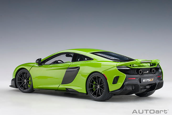 McLaren 675LT, green 1:18