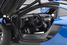 Indlæs billede til gallerivisning McLaren P1, azure blue 1:18