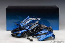 Indlæs billede til gallerivisning McLaren P1, azure blue 1:18