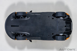 McLaren P1, papaya spark 1:18