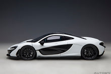 Indlæs billede til gallerivisning McLAREN P1 2013 ALASKAN DIAMOND WHITE