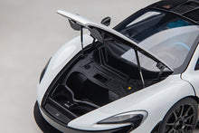 Indlæs billede til gallerivisning McLAREN P1 2013 ALASKAN DIAMOND WHITE