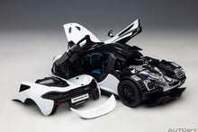 Indlæs billede til gallerivisning McLAREN P1 2013 ALASKAN DIAMOND WHITE