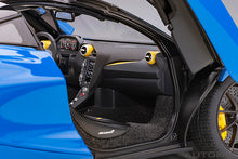 Indlæs billede til gallerivisning MC LAREN 720S 2017 METALLIC BLUE 1:18