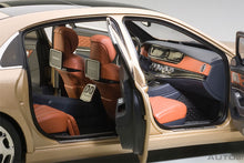 Indlæs billede til gallerivisning 2015 Mercedes Maybach S-class, light gold 1:18