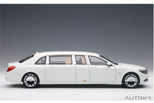 Indlæs billede til gallerivisning 2015 Mercedes Maybach S-class S600 Pulmann, white 1:18