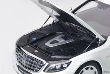 Indlæs billede til gallerivisning 2015 Mercedes Maybach S-class S600 Pulmann, white 1:18