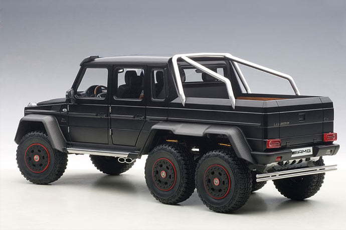 2015 Mercedes Benz G63 AMG 6x6, black 1:18