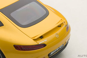 MERCEDES BENZ GT-S AMG (C190) 2016 YELLOW AMG SOLARBEAM MET