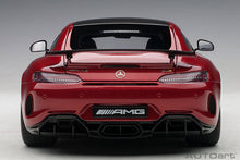 Indlæs billede til gallerivisning Mercedes Benz AMG GT-R, designo cardinal red metallic 1:18