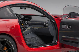 MERCEDES BENZ GT-R AMG V8 BITURBO 2017 DESIGNO CARDINAL RED MET