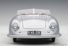 Indlæs billede til gallerivisning 1/18 Porsche 356 Number 1, silver  1:18
