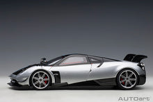Indlæs billede til gallerivisning PAGANI HUAYRA BC 2016 GRIGIO MERCURIO/GREY CARBON 1:18