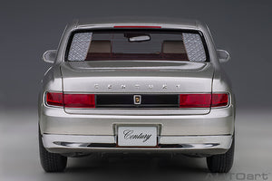 Toyota Century with curtains, silver 1:18