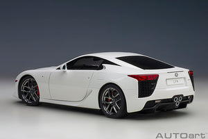 1/18 Lexus LFA, white 1:18