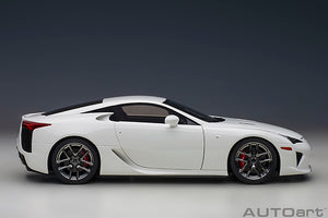 1/18 Lexus LFA, white 1:18