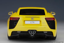 Indlæs billede til gallerivisning 1/18 Lexus LFA, yellow 1:18