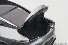 Indlæs billede til gallerivisning Lexus LC500, sonic titanium/dark rose interior  1:18