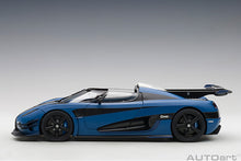 Indlæs billede til gallerivisning 1/18 Koenigsegg One 1, blue/carbon with white accents 1:18