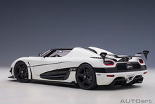 Indlæs billede til gallerivisning KOENIGSEGG AGERA RS 2015 WHITE RED