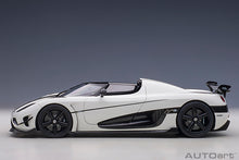 Indlæs billede til gallerivisning KOENIGSEGG AGERA RS 2015 WHITE RED