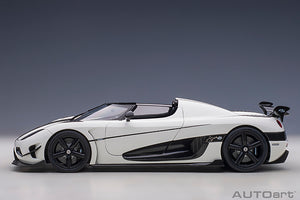 KOENIGSEGG AGERA RS 2015 WHITE RED