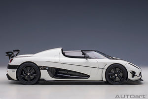 KOENIGSEGG AGERA RS 2015 WHITE RED