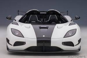 KOENIGSEGG AGERA RS 2015 WHITE RED