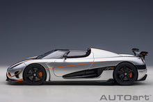 Indlæs billede til gallerivisning KOENIGSEGG AGERA RS 2015 MOON SILVER CARBON BLACK